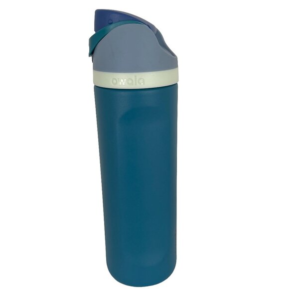 Owala 24oz FreeSip Stainless Steel Water Bottle in Denim - Picture 6 of 6